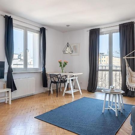 Wilcza 55: Central Private Apartment with Separate Bedroom Warsaw Exterior photo